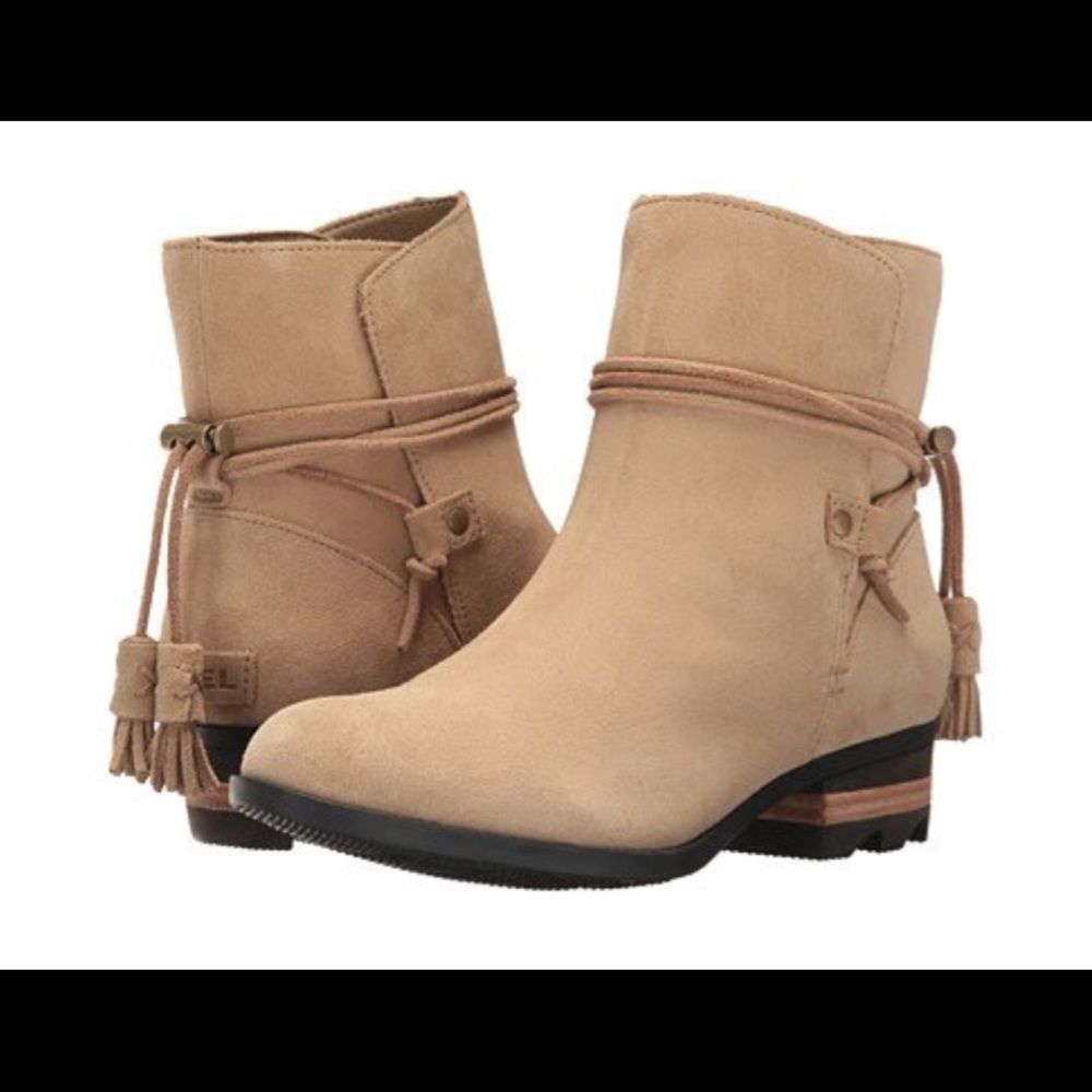 SOREL Farah Short Bootie